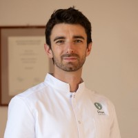 Simon B.