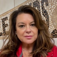 Debbie Saenz