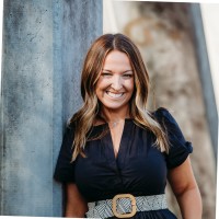 Staci Vanhoof (Parlari)
