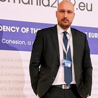 Christos Papachaviaris