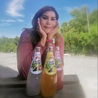 Ayg Zuriea