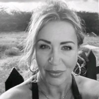 Claudia van den Broek