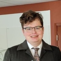 Simon C.