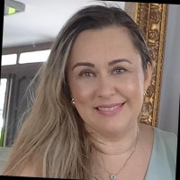 Fabíola Abreu