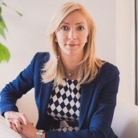 Elena Turda