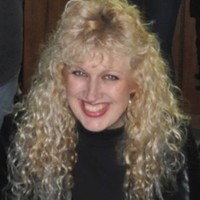 Maryen Van Castro