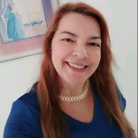 Claudia Santos