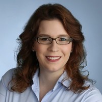 Dr. Eliane Ahrend