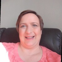 Angie Green, Cism
