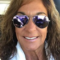 Shelly Fox