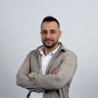 Deniz Grundman