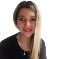PAULA LUNA