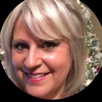 Lynne Andrews