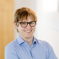 Dr. Lars Hupel