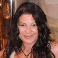 Renee L Straub