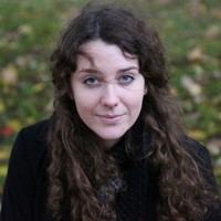 Flora Colloud Kaminski