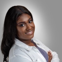 Dr. Nia Spicer-Thomas