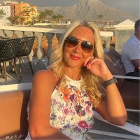 Nicola tinker