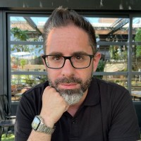 Marcos L. Souza
