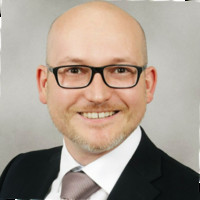 Dr. Wolfram Schulze