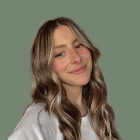 Erica Spencer 📲 Social Media