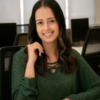 Isa Gomes Moura