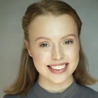 Lauren Steele