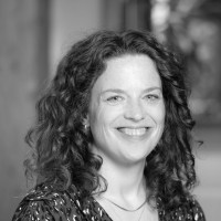 Laura Kelly