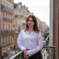 Lucie Grimal