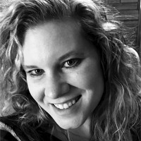 Sara Peak, Mba
