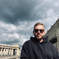 Максим Тарасов