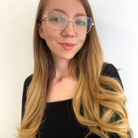Cosmina Stîneanu