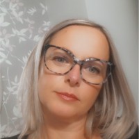Claire Stokes