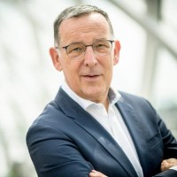 Rolf J. Ornée