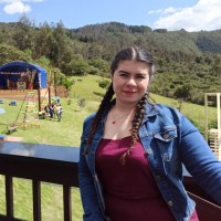 Linda Stefany Aroca Basto