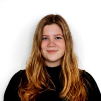 Merel Henst