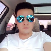 李海伟