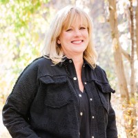 Suzanne Isbell-Schneiter