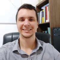 Tiago Vinhati Pirola
