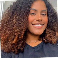 Karyn Oliveira de Souza