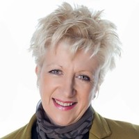 Helen Ryan