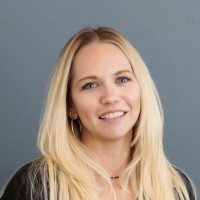 Leslie Van Buskirk