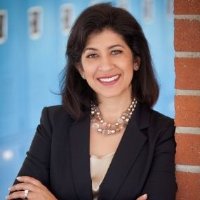 Alicia Maciel, Mba