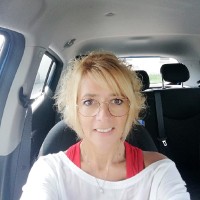 Karine Caron