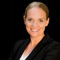Dr. Julia Harm