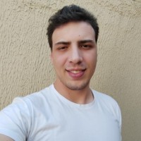 Leonardo Flores