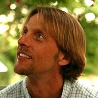 Steven Decker
