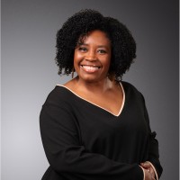 Tânia ChavesTânia Chaves is an Influencer