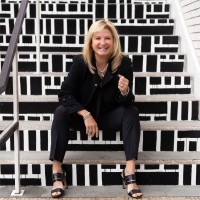 Leslie Stonick