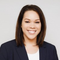 Kat Roberts, Md